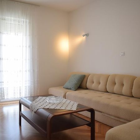 Apartment Mary Porat  Eksteriør bilde