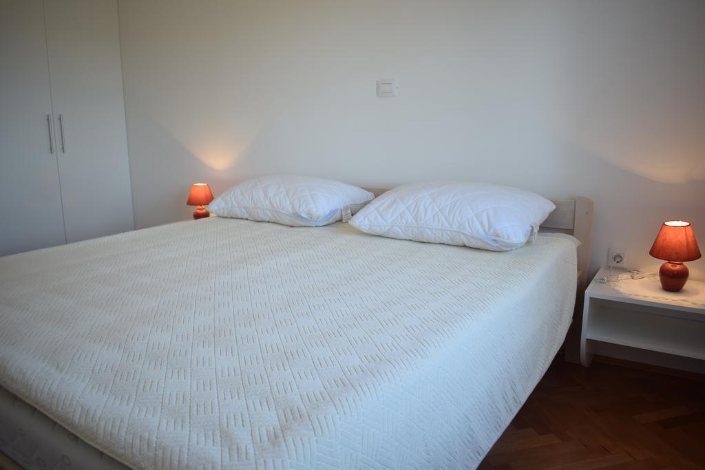 Apartment Mary Porat  Eksteriør bilde